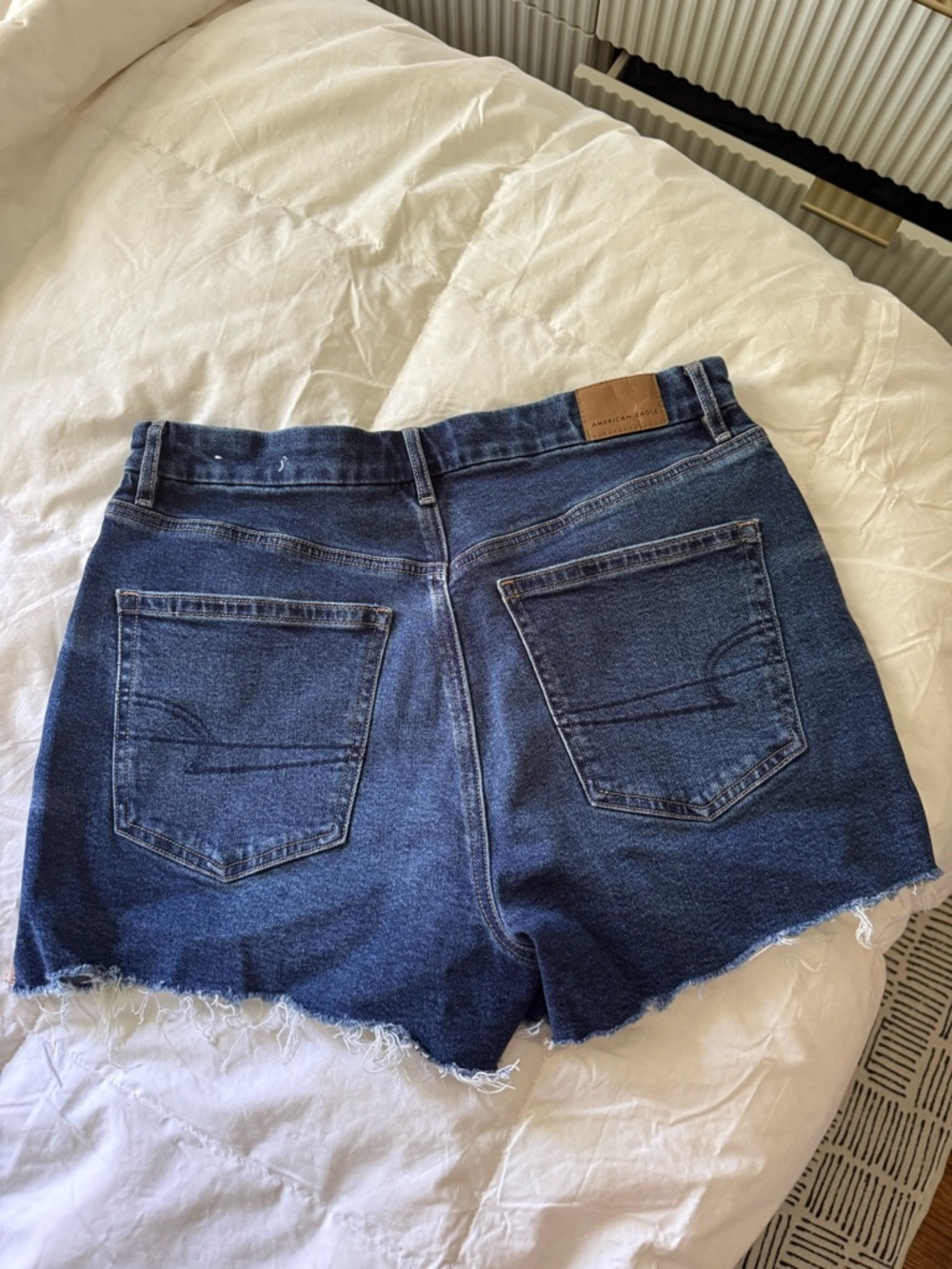 American Eagle Outfitters curvy relaxed  Denim Shorts - Picture 10 of 13